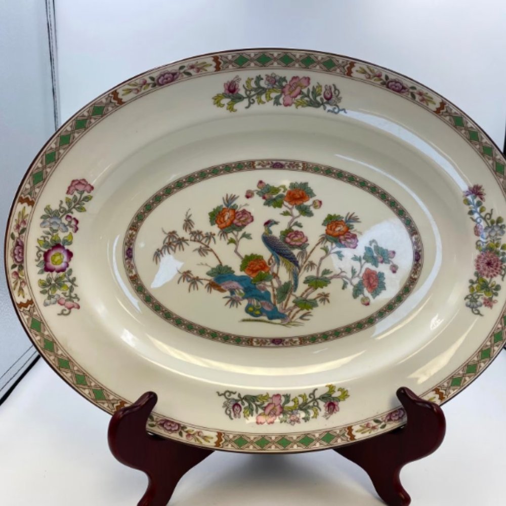 WEDGWOOD KUTANI CRANE BONE CHINA OVAL SERVING PLATE, LARGE 15".3